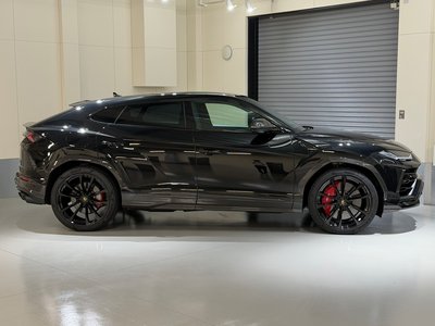 صورة 5 لـ 2021 Lamborghini URUS