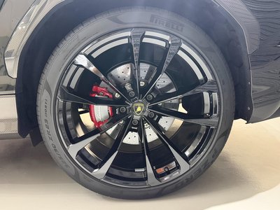 صورة 10 لـ 2021 Lamborghini URUS