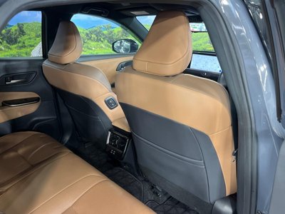 2023 Toyota CROWN SPORT thumbnail 27