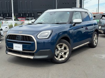 2026 MINI COOPER COUNTRYMAN photo 1