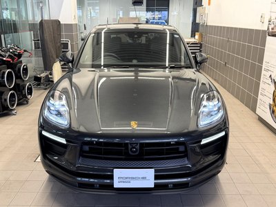 PORSCHE MACAN - 3