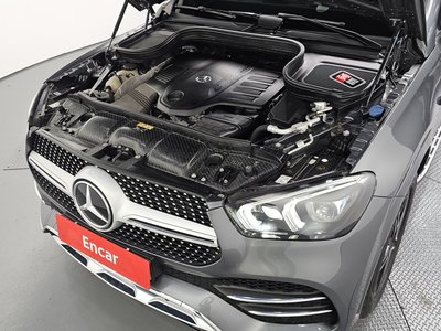 MERCEDES-BENZ GLE - 7