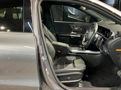 MERCEDES-BENZ GLA - 4