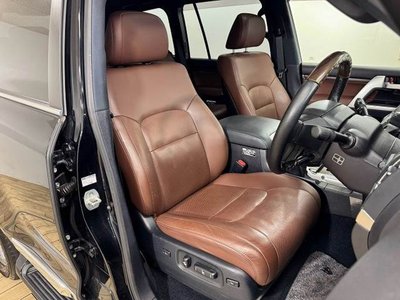صورة 5 لـ 2016 Toyota LAND CRUISER 200