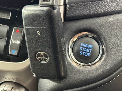 2016 Toyota LAND CRUISER 200 — миниатюра 61