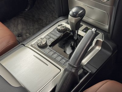 2016 Toyota LAND CRUISER 200 — миниатюра 56