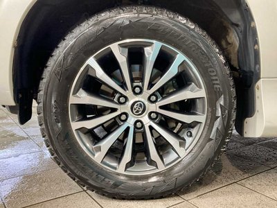 TOYOTA LAND CRUISER - 4