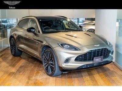 ASTON MARTIN DBX - 1