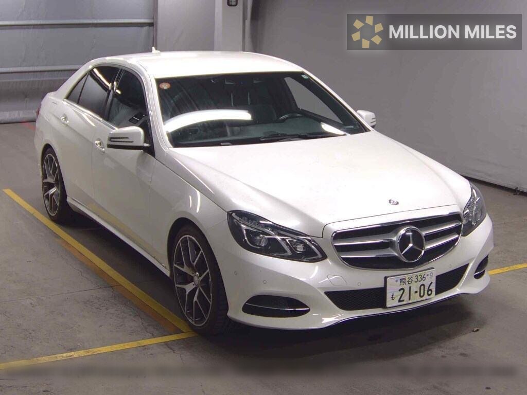 MERCEDES-BENZ E-CLASS - View 1