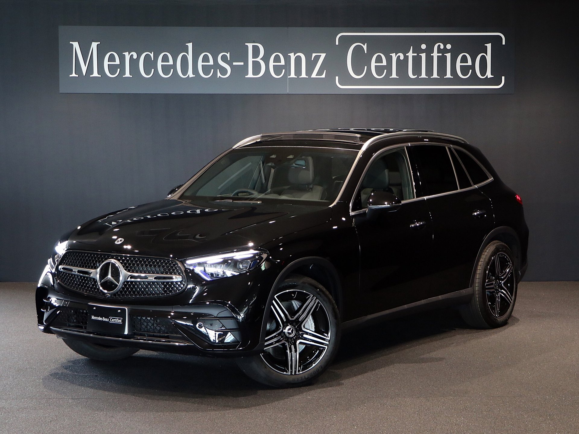 MERCEDES-BENZ GLC - View 1