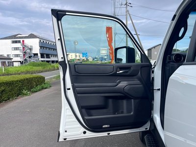 صورة مصغرة 47 لـ 2024 Toyota LAND CRUISER 250