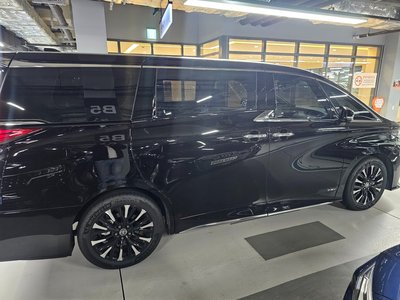TOYOTA ALPHARD - 4