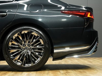2021 Lexus LS thumbnail 33