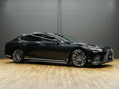 2021 Lexus LS thumbnail 10