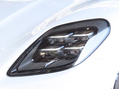 PORSCHE PANAMERA - 6