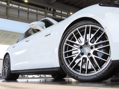 PORSCHE PANAMERA - 7