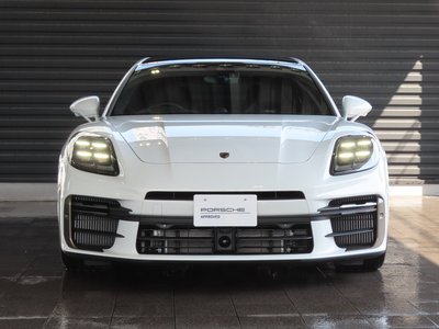 PORSCHE PANAMERA - 3