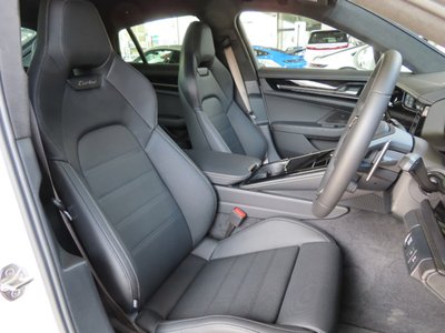 PORSCHE PANAMERA - 10