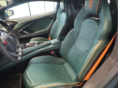 2025 Lamborghini REVUELTO — миниатюра 49