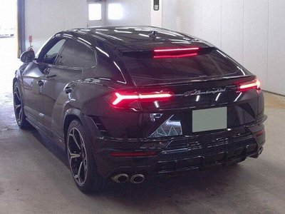 صورة 2 لـ 2024 Lamborghini URUS
