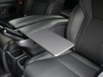 2026 Lexus LM — миниатюра 51