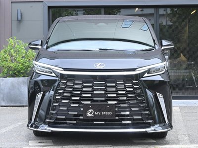 2026 Lexus LM — миниатюра 11