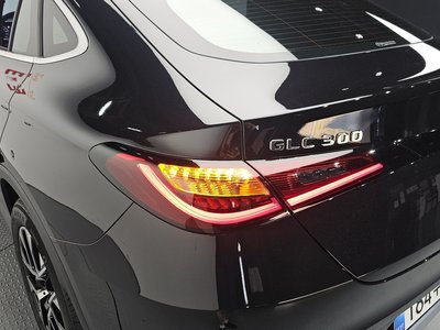 MERCEDES-BENZ GLC - 10