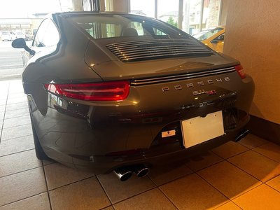 PORSCHE 911 - 4