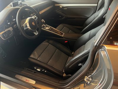 PORSCHE 911 - 6