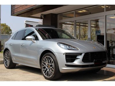 PORSCHE MACAN - 6