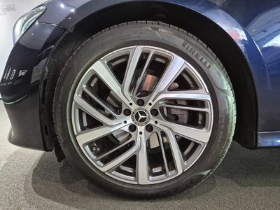 MERCEDES-BENZ E-CLASS - 6