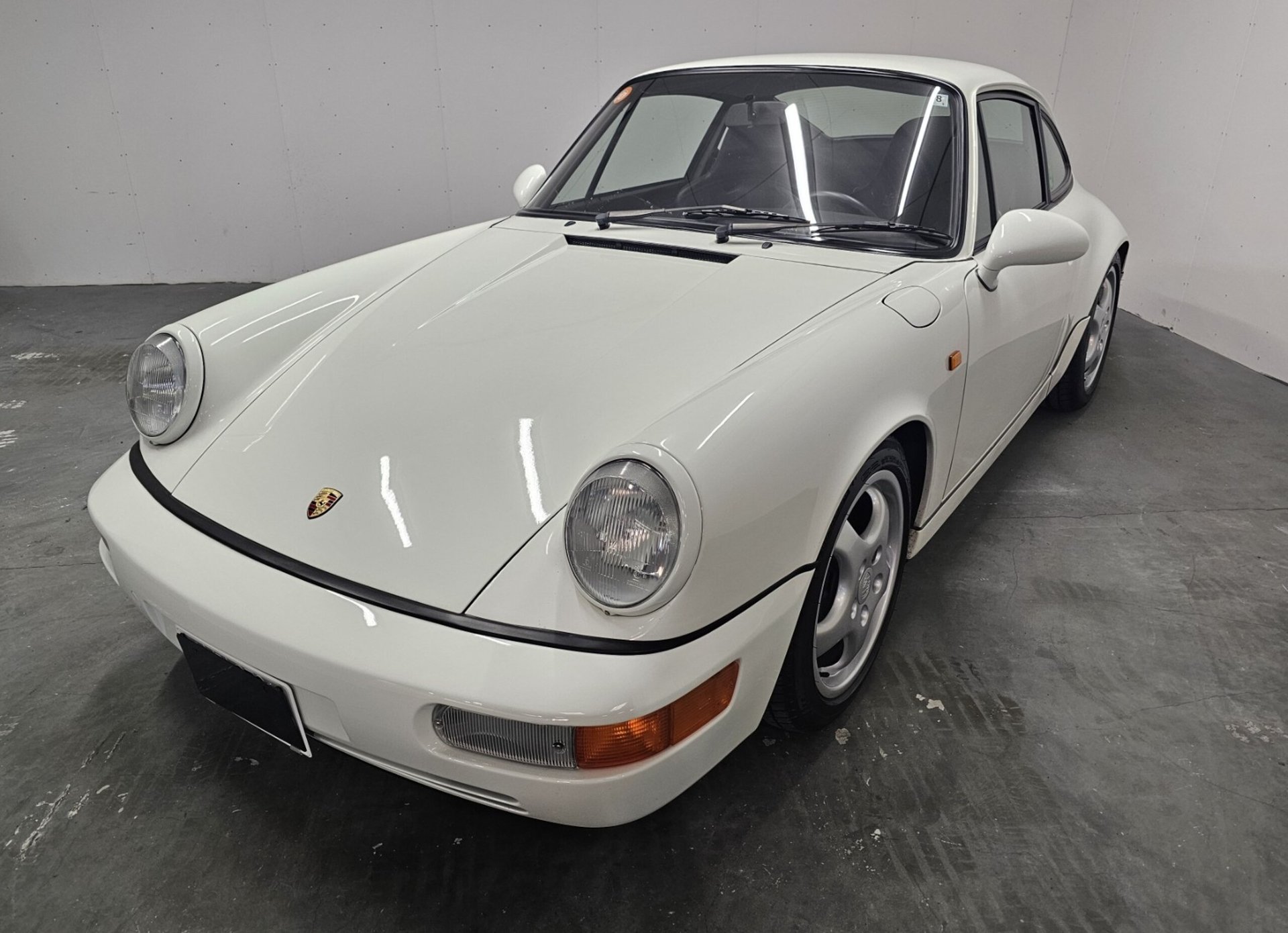 PORSCHE 911 - View 1