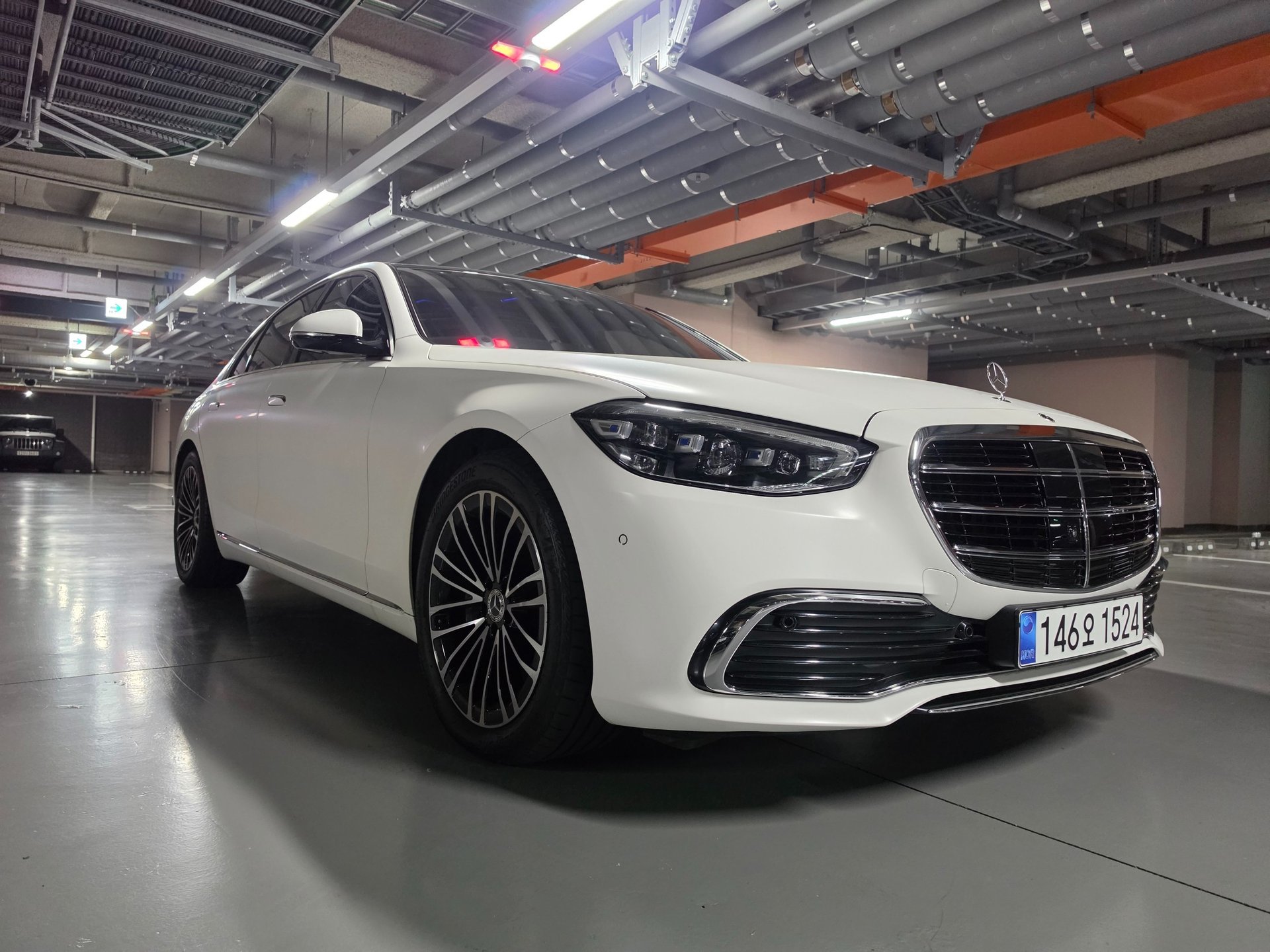 MERCEDES-BENZ S-CLASS - View 1