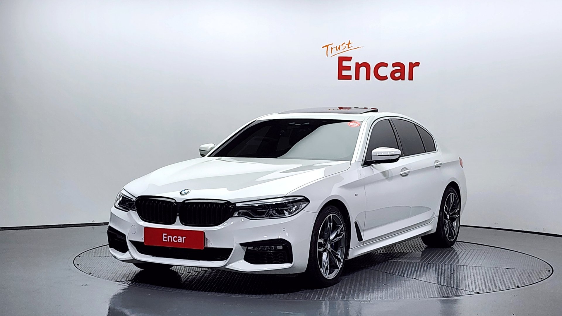 BMW 5 SERIES - View 1