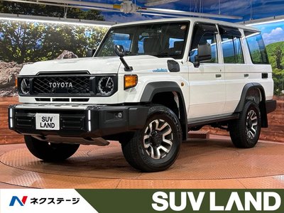 TOYOTA LAND CRUISER 70 - 1