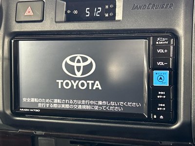 TOYOTA LAND CRUISER 70 - 3