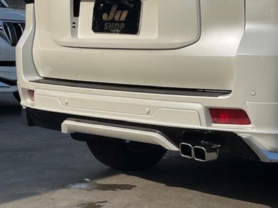 TOYOTA LAND CRUISER PRADO - 8