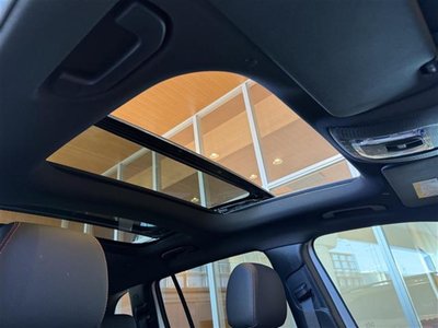 MERCEDES-BENZ GLB - 9