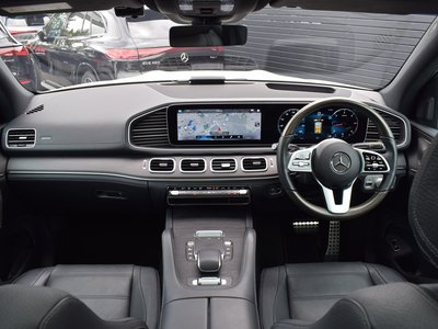 MERCEDES-BENZ GLS - 4