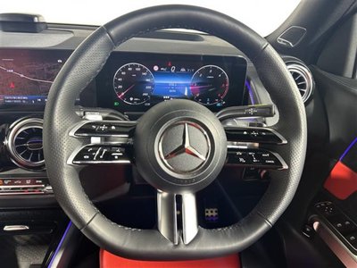 2025 Mercedes-BENZ GLB — миниатюра 15