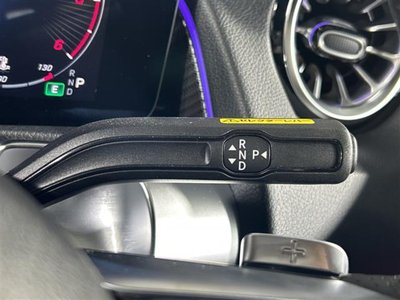 2025 Mercedes-BENZ GLB — миниатюра 22