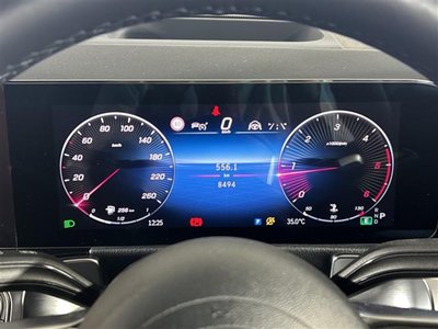 2025 Mercedes-BENZ GLB — миниатюра 16