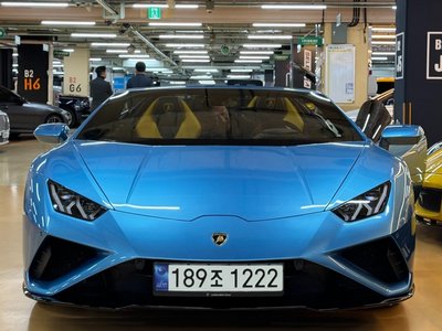LAMBORGHINI HURACAN