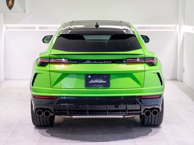 LAMBORGHINI URUS - 9