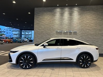 TOYOTA CROWN CROSSOVER - 7