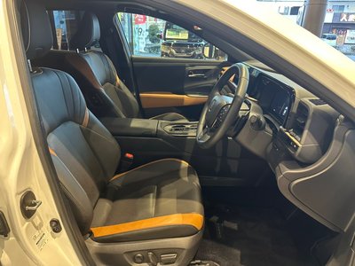 TOYOTA CROWN CROSSOVER - 4