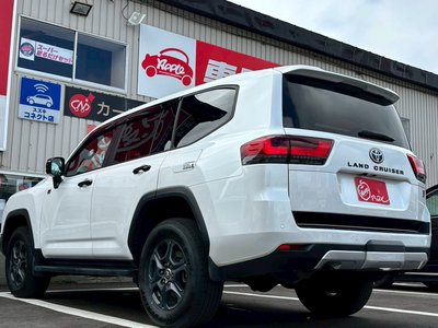 2025 Toyota LAND CRUISER 300 照片 4