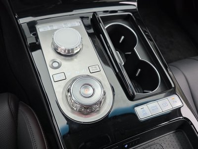 2025 Genesis G80 (RG3) photo 9