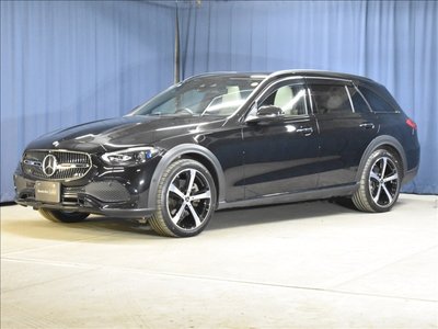 صورة 1 لـ 2025 MERCEDES-BENZ C-CLASS
