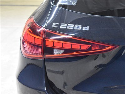 صورة 6 لـ 2025 MERCEDES-BENZ C-CLASS